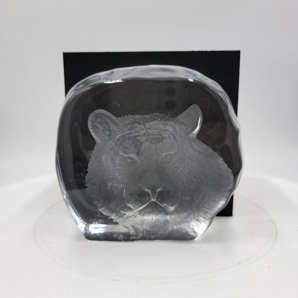 Cristal d' Arques France Etched Crystal Glass Tiger Face Sculpture Paperweight - Picture 6 of 7